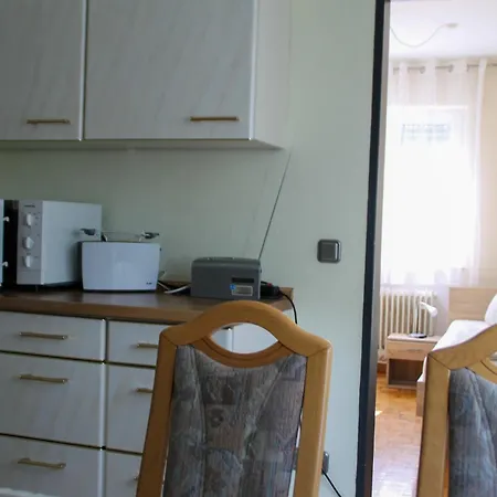Noll Apartment *
